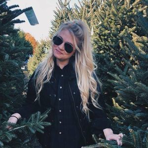 Meet your Posher, Megan